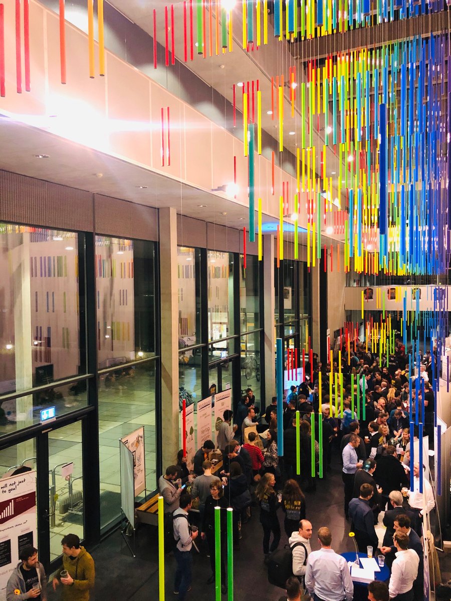 futureSAX's tweet photo. Was für ein schönes Gründerfoyer - mit spannenden Vorträgen & Gesprächen. Ganz herzlichen Dank an @dresden_exists für die Organisation und an die sächsischen Innovatoren von #Novaled, #Kiwigrid und #TraceTronic für die spannenden Impulse. #InnovationmadeinSaxony https://t.co/FP5pMmnpM8