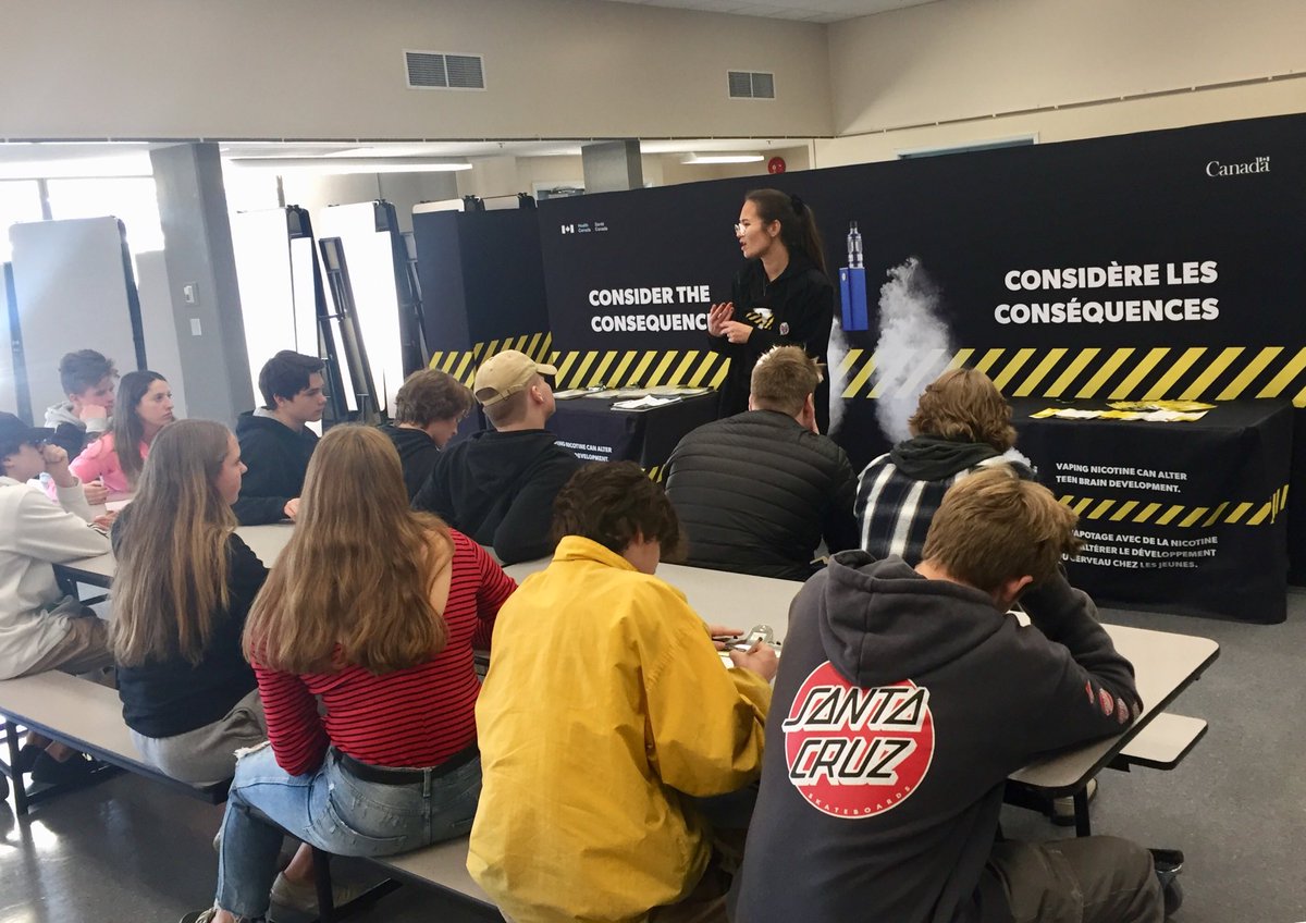 SDSSSundevils's tweet photo. ⁦@SDSSSundevils⁩ Consider the Consequences of Vaping  https://t.co/gfD7mmk9LJ  ⁦@deltasd37⁩ https://t.co/KCjuphkrVd
