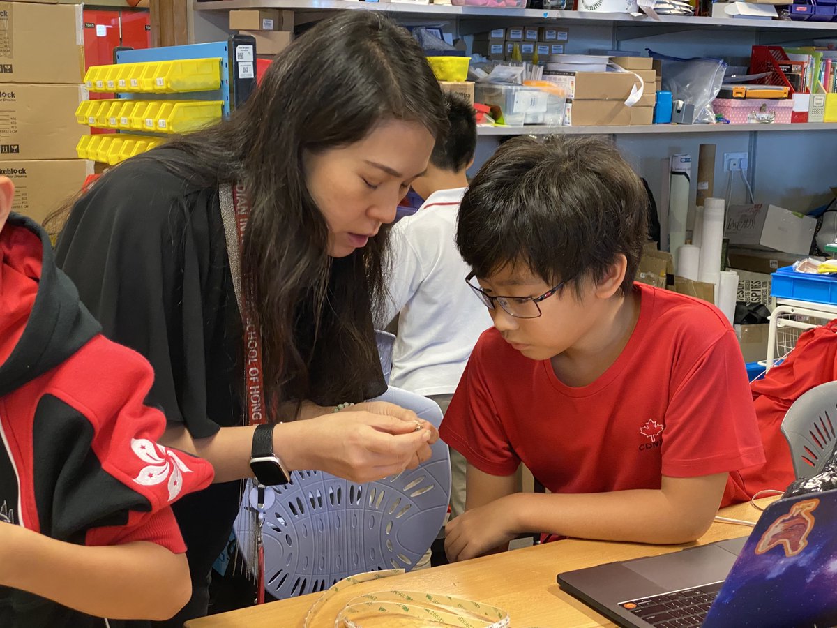 makkyfung's tweet photo. #cdnisls Gr.5 students are very engaged in their learning of coding, robotics, laser cutting, measuring, sewing, painting for their Design Project. Can't wait to see the Wearable Art Fashion Show on Dec. 6. @vvnfung @alytree https://t.co/n5aLXSCwj3