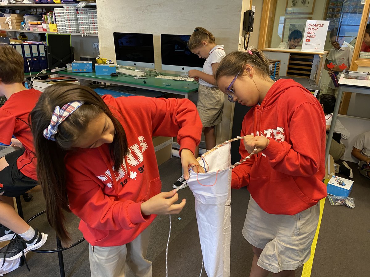 #cdnisls Gr.5 students are very engaged in their learning of coding, robotics, laser cutting, measuring, sewing, painting for their Design Project.  Can't wait to see the Wearable Art Fashion Show on Dec. 6.  <a href="/vvnfung/">Vivian Fung  ADE</a> <a href="/alytree/">Aly Trezise</a>