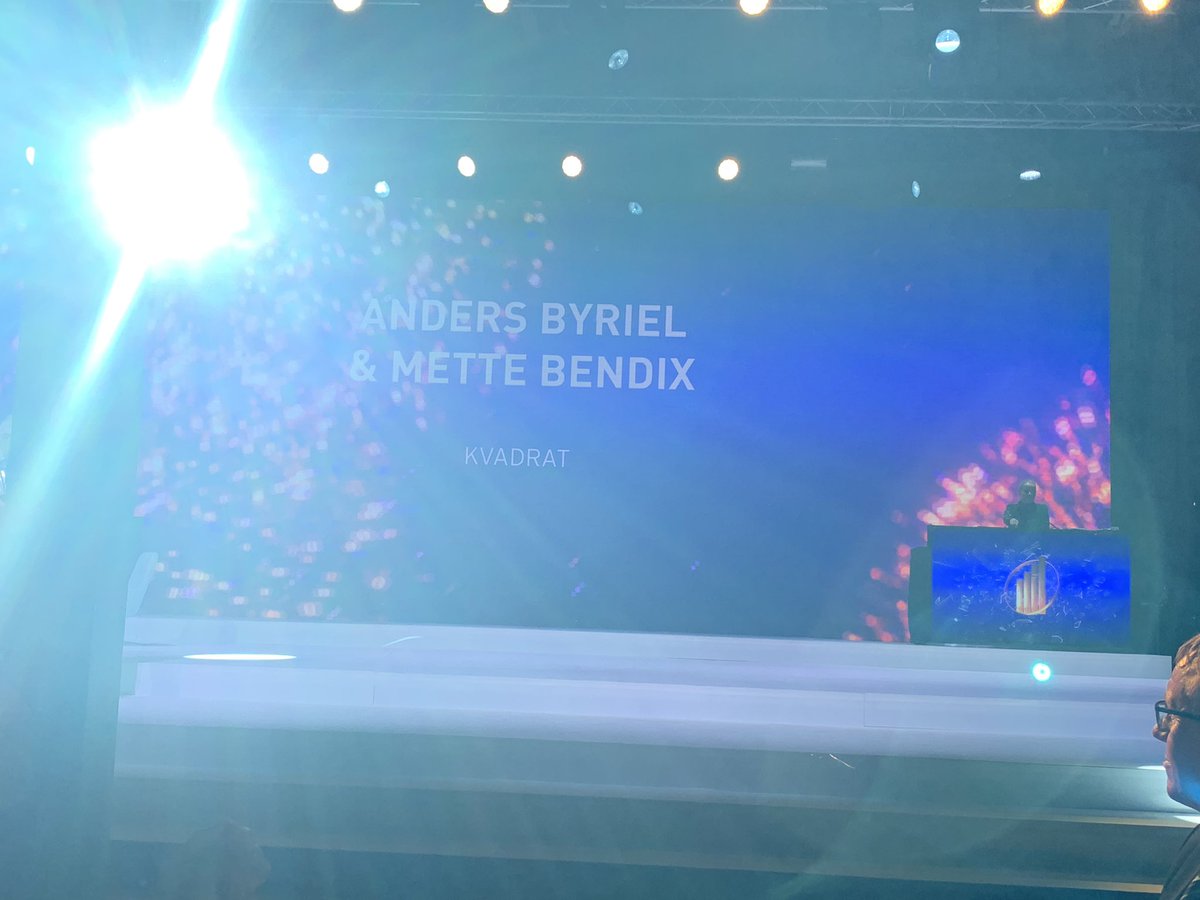 Lene_Espersen's tweet photo. Fejrer Dansk erhvervslivs helte iaften til entrepreneur of the year - idag og imorgen - kæmpe tak til #eoydk @EY_EOY - og vinderen i år er @kvadrattextiles - kæmpe tillykke https://t.co/BvAdABzTFP