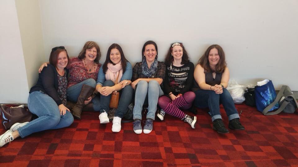 Mariloune's tweet photo. @deniselynne1966 @BellayFrance @MelsLilPookie @AmandaHawthorn @buckeyelilbit @emisstrange @mcbridemelissa @Crazyassfeet @chelsea_comeau @jenmastropaolo @ZedWordJen @amyhcmc @bvaughan229 @spacebtwn1013 @suse230183 I cherish every moments spent together because it’s priceless & unforgettable.
And here’s one of my favorite memories ♥️ #FirstTimeMeeting #Atlanta2017
You’re my Happy Place!
We’re all so far away but still, close to each other.
#LoveYou https://t.co/wdJVs8XXz7
