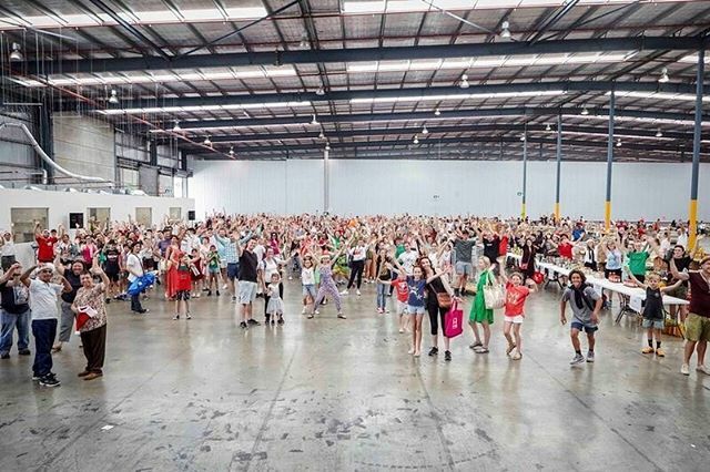 Sydney_BB's tweet photo. Basket Brigade friends, can you spot yourself? Comment below if you can 🙌

Our aim is to wrap, pack and deliver over 3,000 baskets to people in need this Christmas. 🌟 To join us this year, register via the link in the first comment below. 
#Sydney #B… https://t.co/wnZrzWIvsr https://t.co/FfUSs1Nus7
