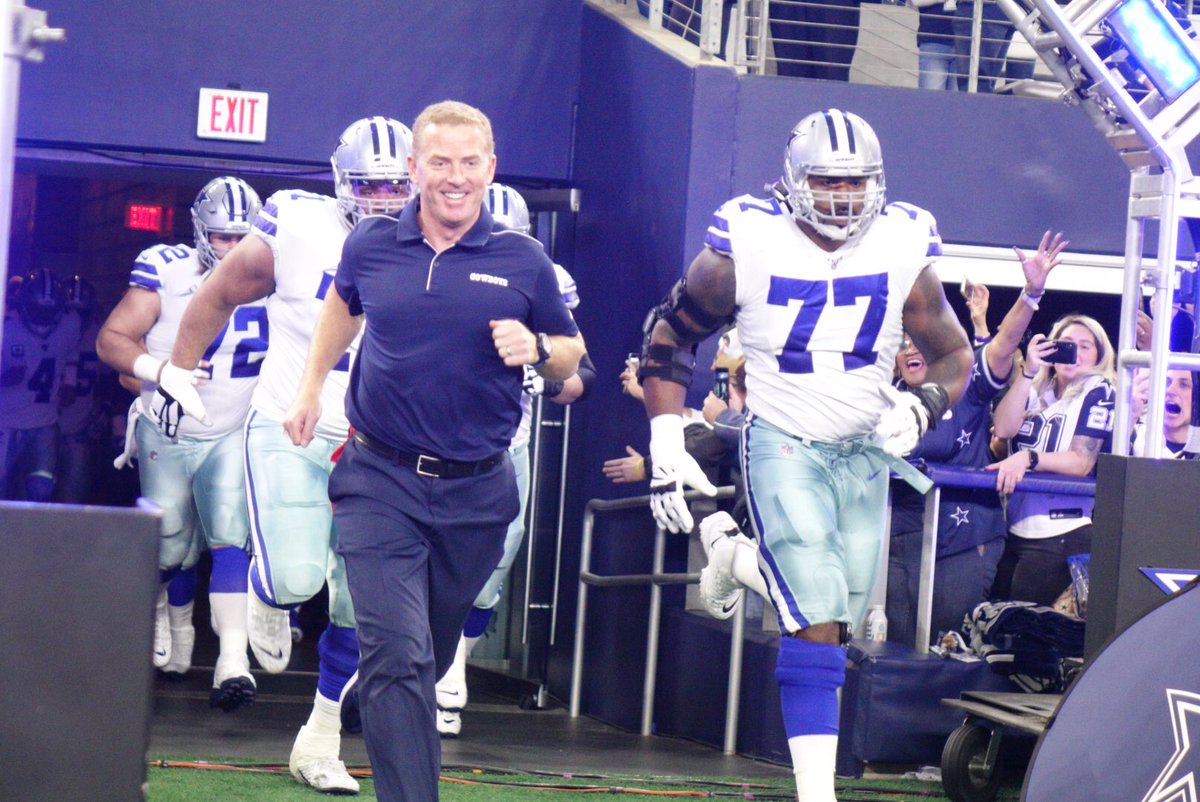 BKaplanFOX4's tweet photo. The Cowboys are getting ready #4TheCowboys https://t.co/NwdPKgf3Mp