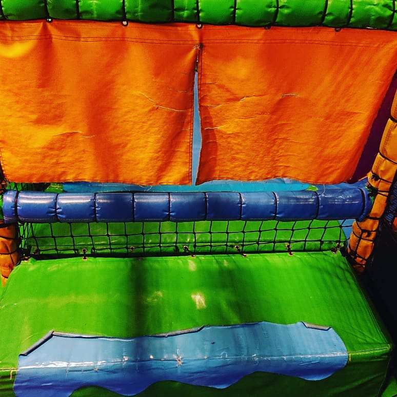 SoftPlayRepair's tweet photo. Refurb work completed 😀 https://t.co/LuyqXIyMJs #softplayrepair #softplayrepairs #PCR #partyarea #childsafety #indoorplayground #sensoryplay #sensory #playareamaintenance #emergencyrepairs #emergency #softplayarea #softplay #toddlerarea #ballpit #attentiontodetail #trampoline https://t.co/CD7wUfUiBp