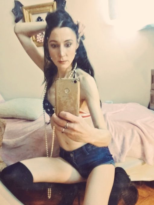 Happy Thanksgiving to all! Have a good time, just in case Iaam online on #MFC and #streamate elenasex69<a href="/tag/streamate"class="tags"><span>#streamate</span></a><a href="/tag/mfc"class="tags"><span>#mfc</span></a>