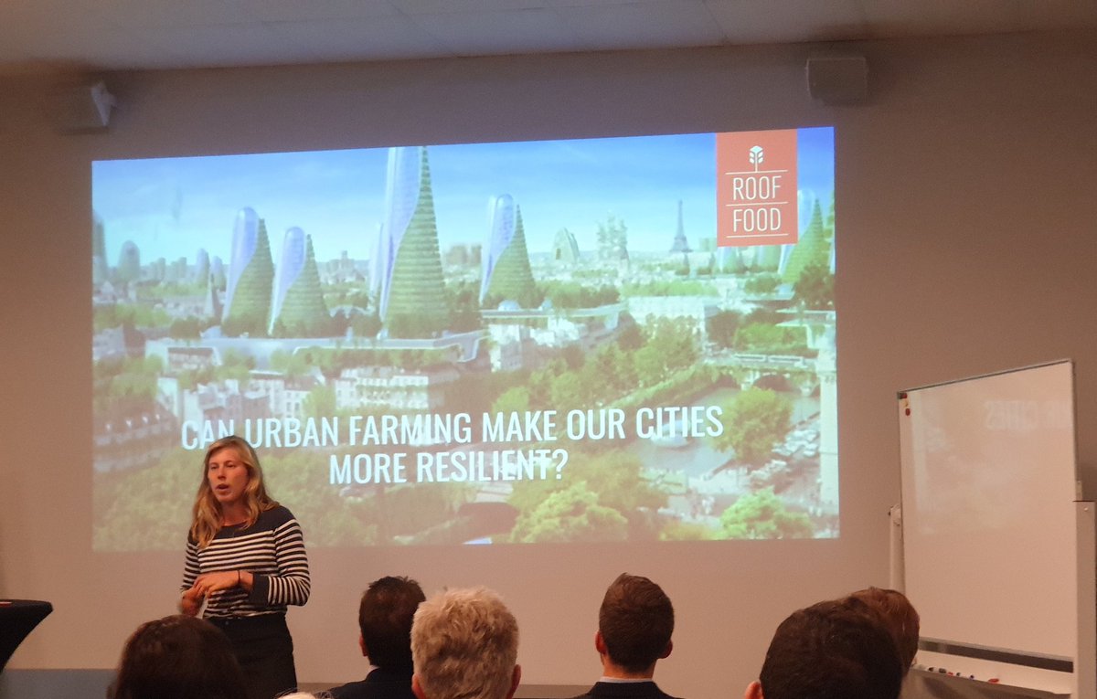 We call it a night for today after a very nice dinner <a href="/rooffood/">Sabien | ROOF FOOD</a>! Really enjoyed your passionate talk about #UrbanFarming, #sustainability and the concept of #RoofFood! Amazing what you can make from vegetables grown on the roof nearby the city of Ghent 👌!! Thx!!