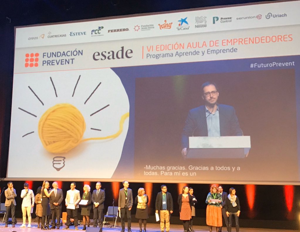 AnnaTorruella's tweet photo. .@FundlaCaixaCAT i @caixabank_cat han estat presents avui a l’entrega de beques de la @FPrevent a #Barcelona recolzant aquest projecte per poder ajudar a estudiar a persones amb discapacitat. Felicitats a tots els becats!! 👏🏼👏🏼 #FuturoPrevent https://t.co/Y2cxxmCvWC