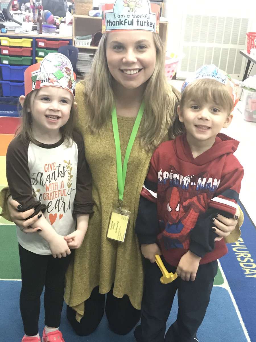 WESpreschool's tweet photo. Happy Thanksgiving #bravobburg ⁦@rgensel1⁩ https://t.co/UCiR9OB26f