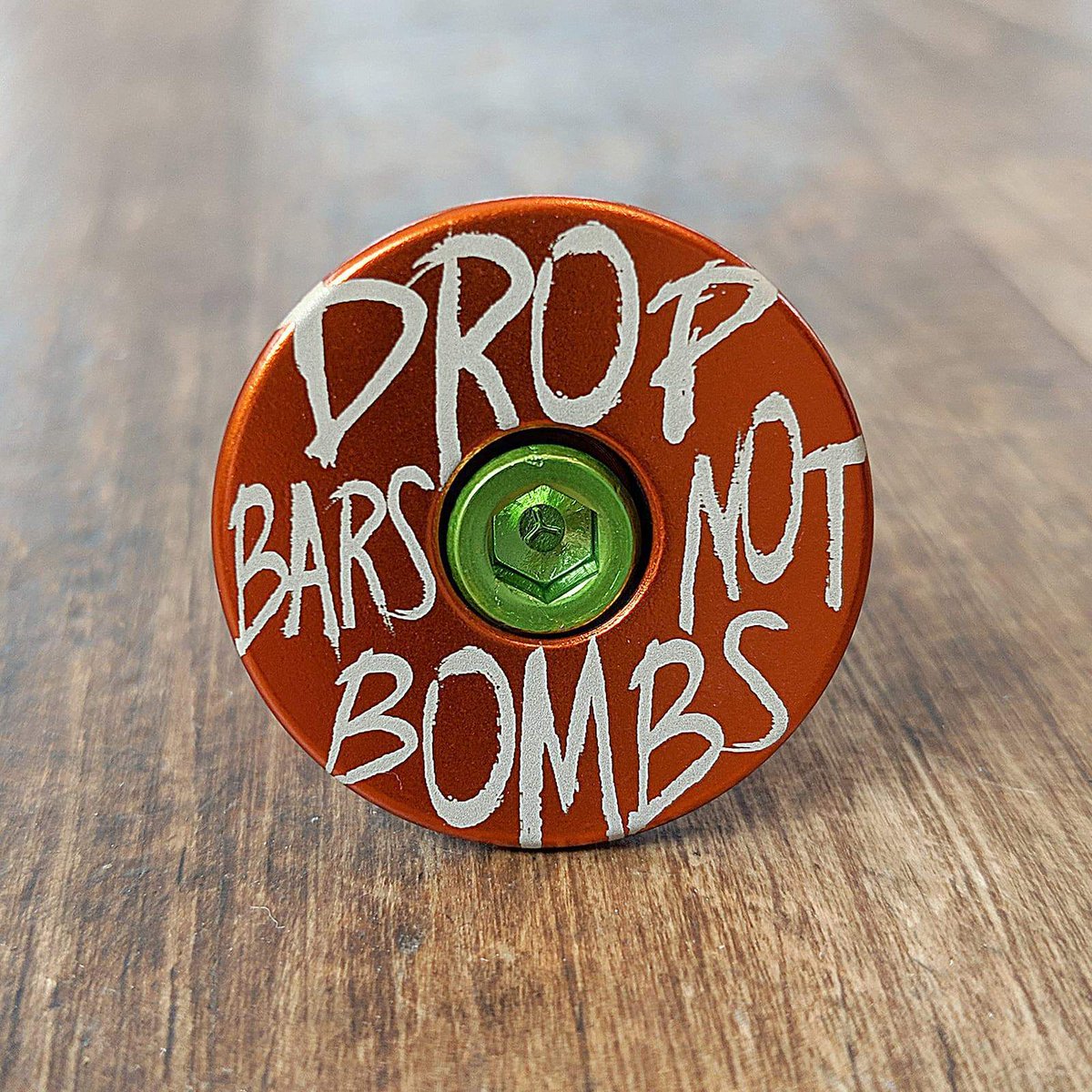 KustomCaps tweet media