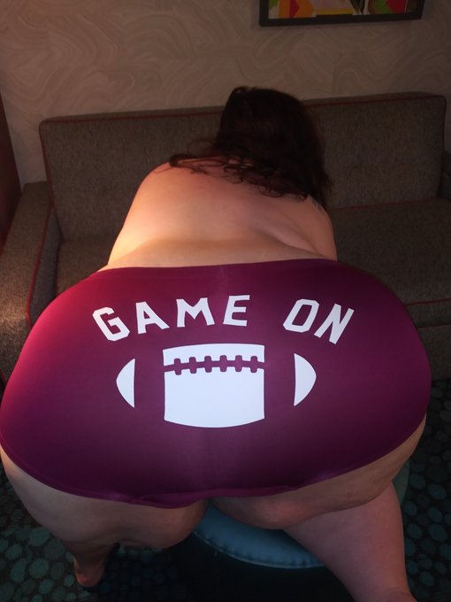 Happy Spanksgiving! https://t.co/IX4plMpKUX<a href="/tag/goodies"class="tags"><span>#goodies</span></a><a href="/tag/mistress"class="tags"><span>#mistress</span></a><a href="/tag/phonesex"class="tags"><span>#phonesex</span></a><a href="/tag/straponplay"class="tags"><span>#straponplay</span></a>