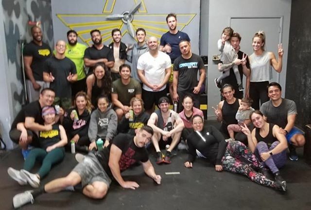 grush's tweet image. Thanksgiving WOD - full house today! ift.tt/37M0PEU