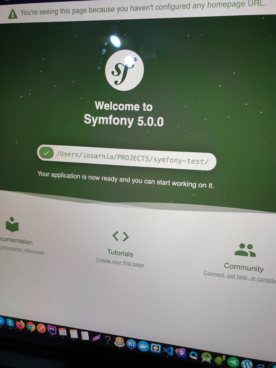 marmureanuweb's tweet image. I don't know about you guys but I like a lot the new wecolme page for #symfony #symfony5 #developers