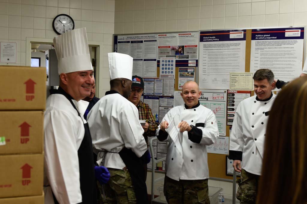 GoodfellowAFB17's tweet photo. Goodfellow leadership spent the morning serving lunch at the Western Winds Dining Facility to show their support for the individuals who spent their Thanksgiving away from home.
#ConnectGrowGo #GoodfellowCares  #turkeyday #Thanksgiving #Thanksgiving2019 https://t.co/nQlBIzZj9i