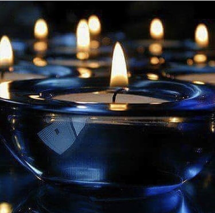 ae1__01's tweet photo. أعوذ بالله •
من هموم عابره ، وأستغفرگ ربي صمتاً وفرحاً وحزناً وعافيه •^ 

 #ياصاحب_الهم_فوض_امرك_لله https://t.co/NctoOUBv3V