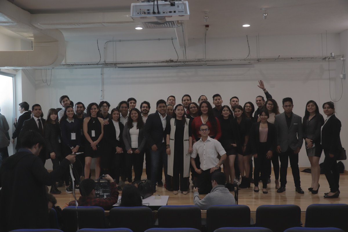 2019Daiis's tweet photo. El día de ayer se llevó a cabo la Rueda de Prensa DAIIS 2019, aquí unas fotografías de los asistentes, equipos ponentes y equipo de prensa.

¡Gracias y felicidades a todos los involucrados!

#RuedaDAIIS #FCCOM #BUAP https://t.co/ob2BDmeoxK