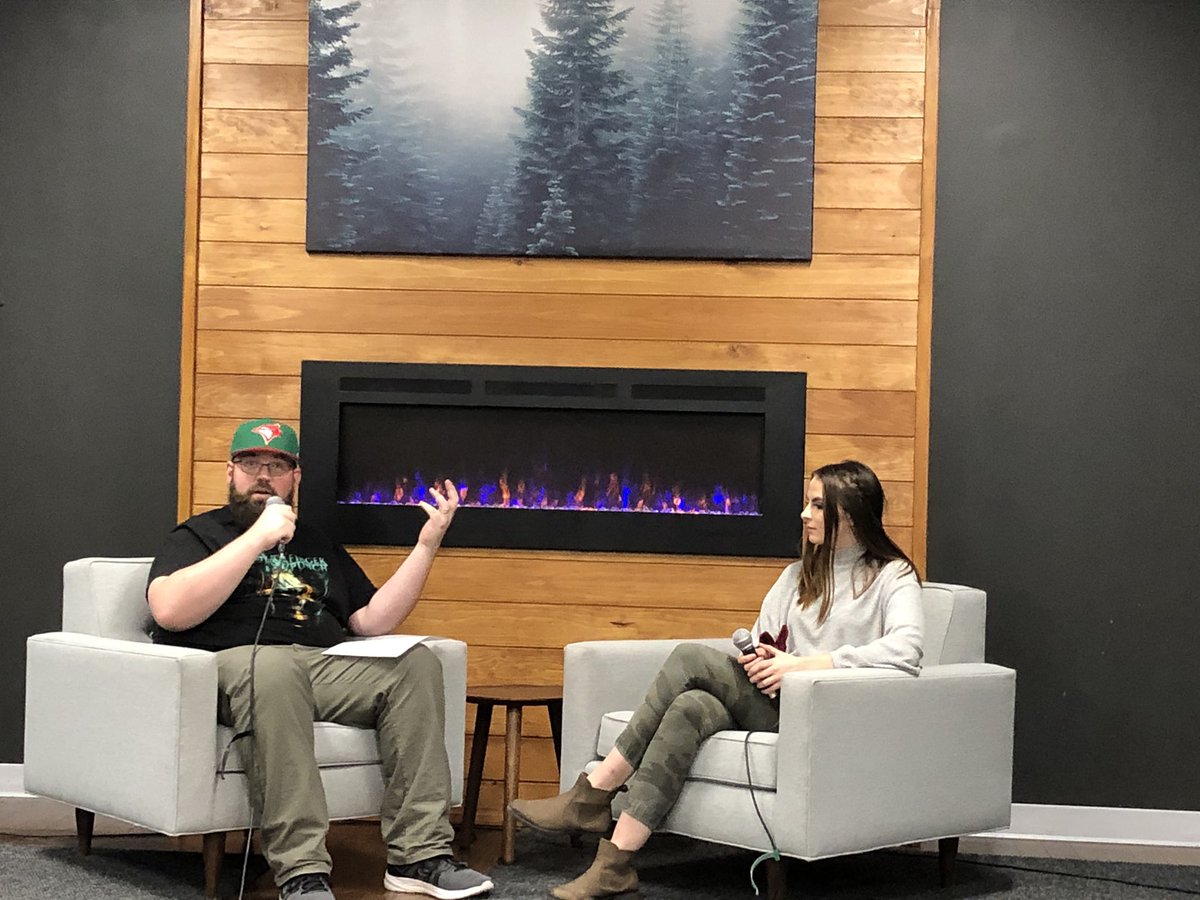 breakthru_DC's tweet image. We're getting started with our first artist , Whitney Otis at the @HighCutRecords showcase! 📀