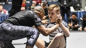 benabdelhafiid's tweet photo. Nicky Ryan the only 17 years old BJJ phenom.
#nikkiryanbjj #bjj #nickyryan #johndanaher #gordonryanbjj https://t.co/4BDRUtG8BA