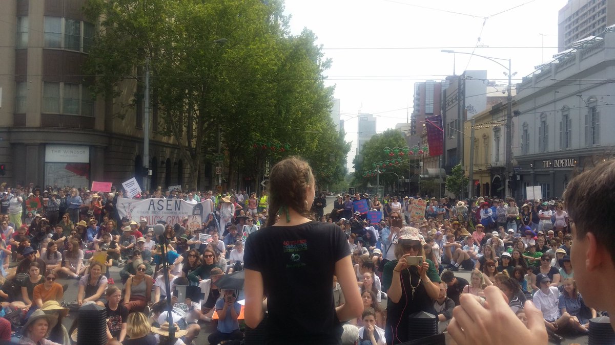 ActOnClimateVic's tweet photo. @ActOnClimateVic's @AnnaSLangford giving the @StrikeClimate crowd a debrief on the work of our collective and naming and shaming the #ClimateBlockers like
@EnergyAustralia and the Australian Business Council.
At the #springst solidarity sit-down. https://t.co/ktfRJWgkuK