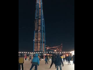 каток лахта центр спб. лахта каток спб. лахта каток спб. каток у лахта центра. тинькофф каток лахта.