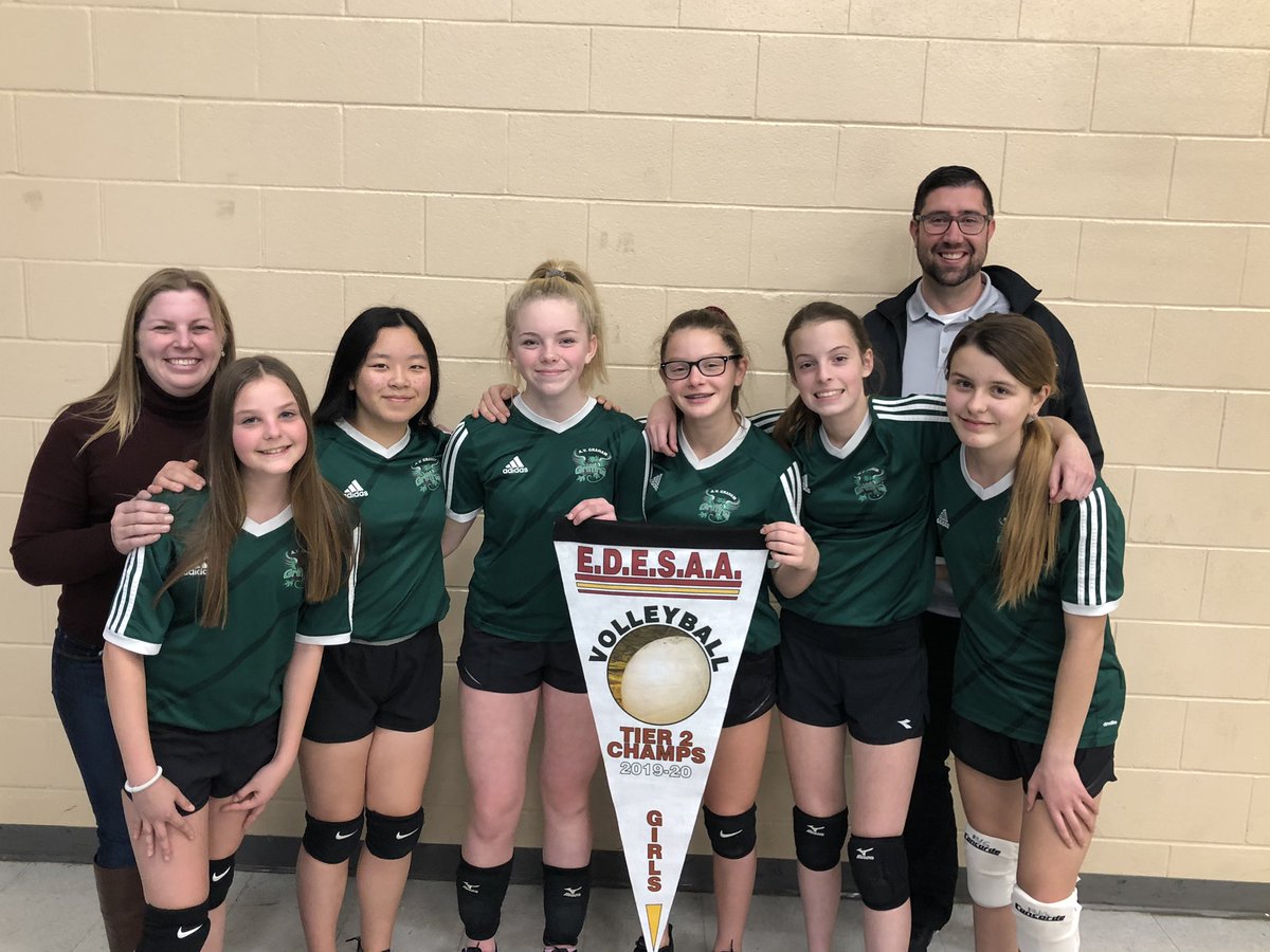 8Cruickshanks's tweet photo. Winning! These girls had a great night! @AVG_Griffins @8tayloravg https://t.co/KVhXgIk2At