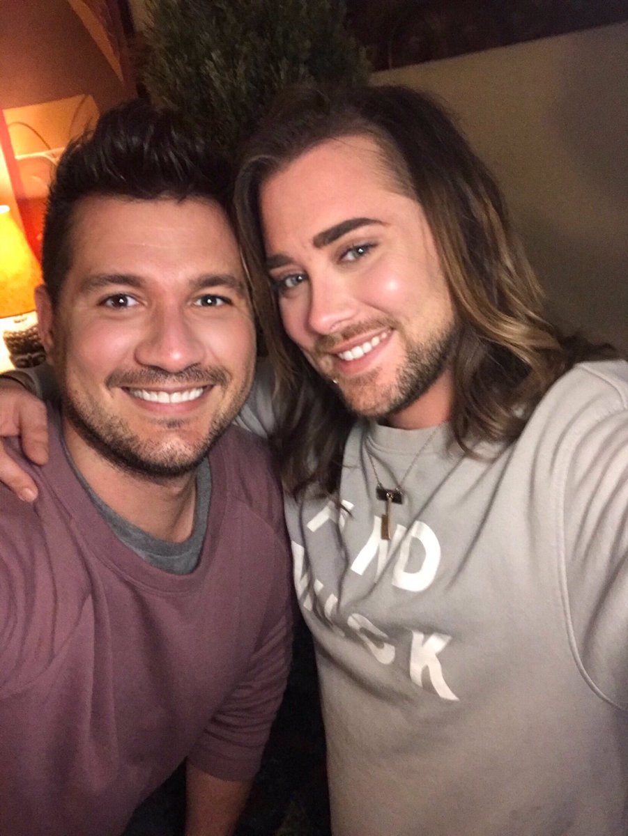 ColtenKaplon's tweet photo. So thankful for this hunk. https://t.co/cYmbMjzyBH