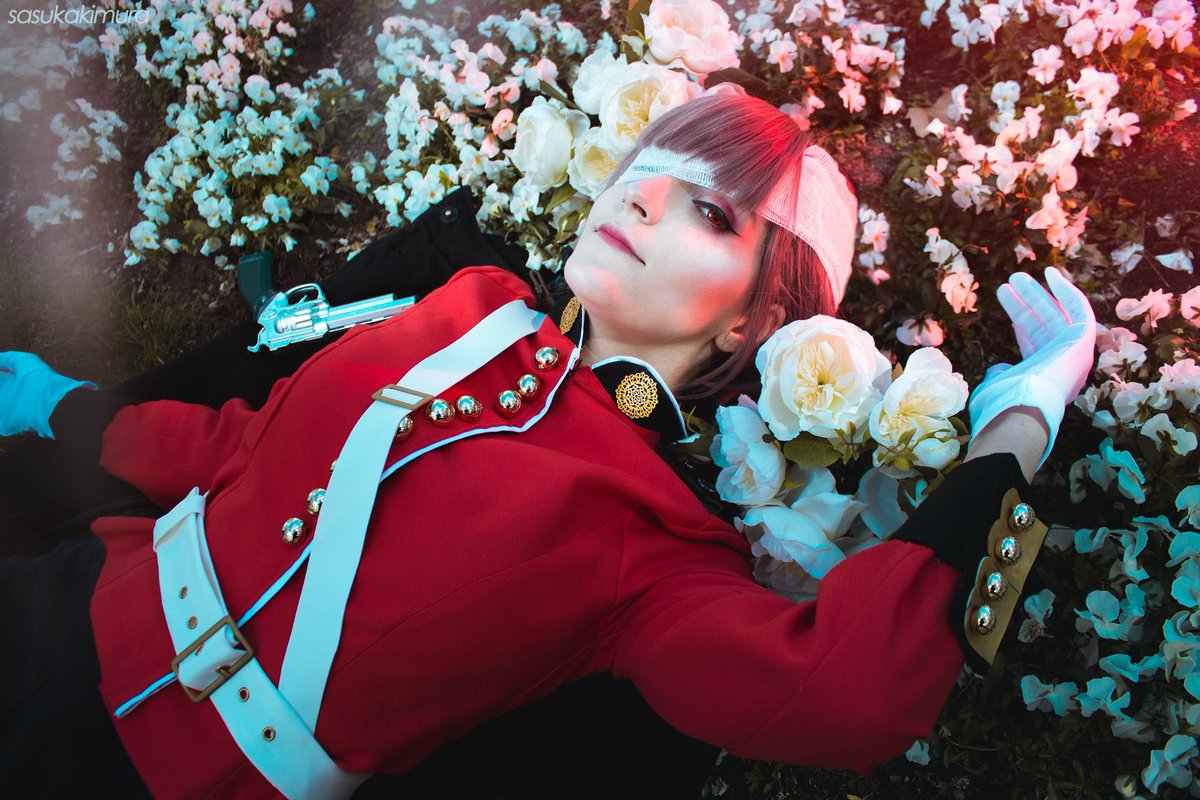 AliceBuccellati's tweet photo. 🔥"Little can be done under the spirit of fear"🔥-Florence Nightingale 
This is the wonderful set of photos of my Nightingale (Fate/Grand Order) cosplay taken and edited by @sasukakimura https://t.co/yQB6NvJqk0
