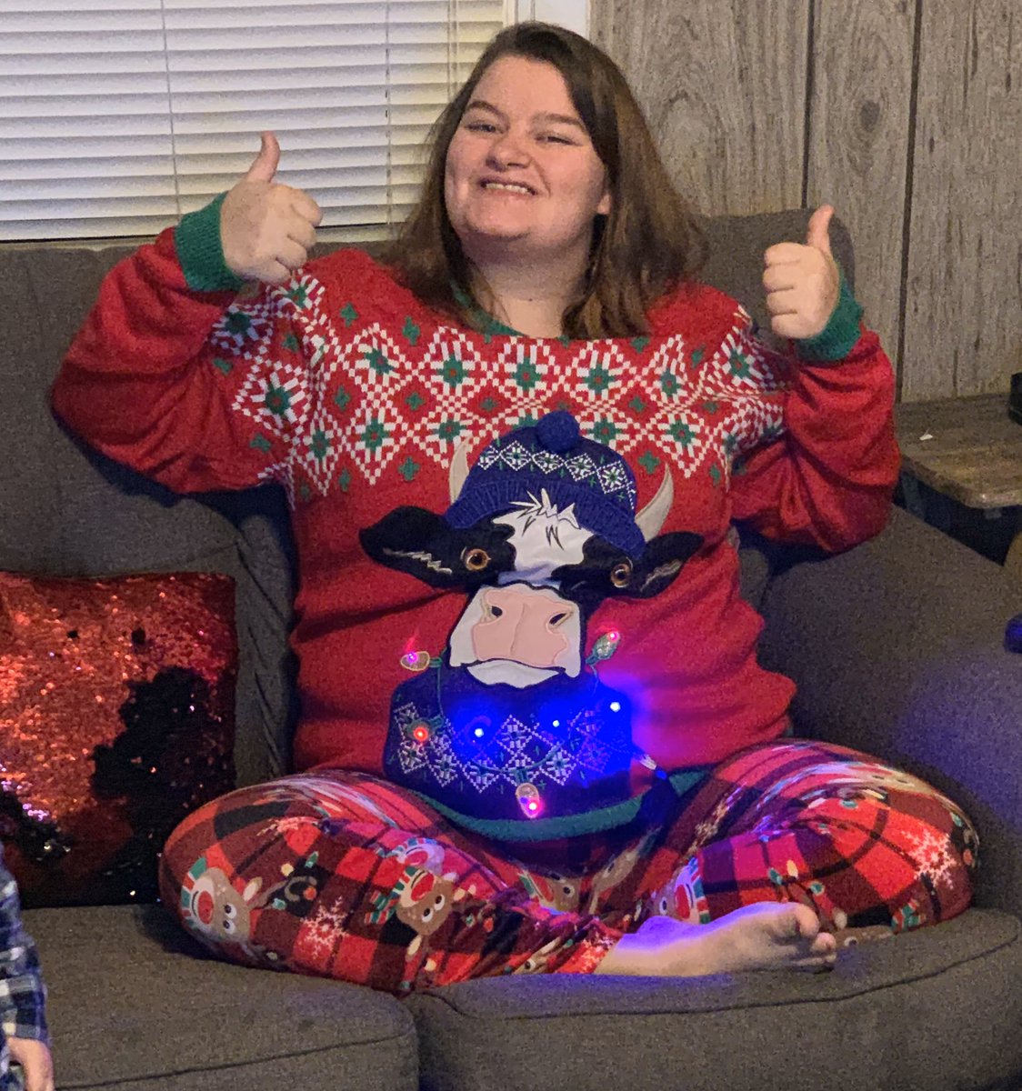 theraelme_'s tweet photo. #gmmwinface Merry Christmas, yโall. https://t.co/337aGE9QWr