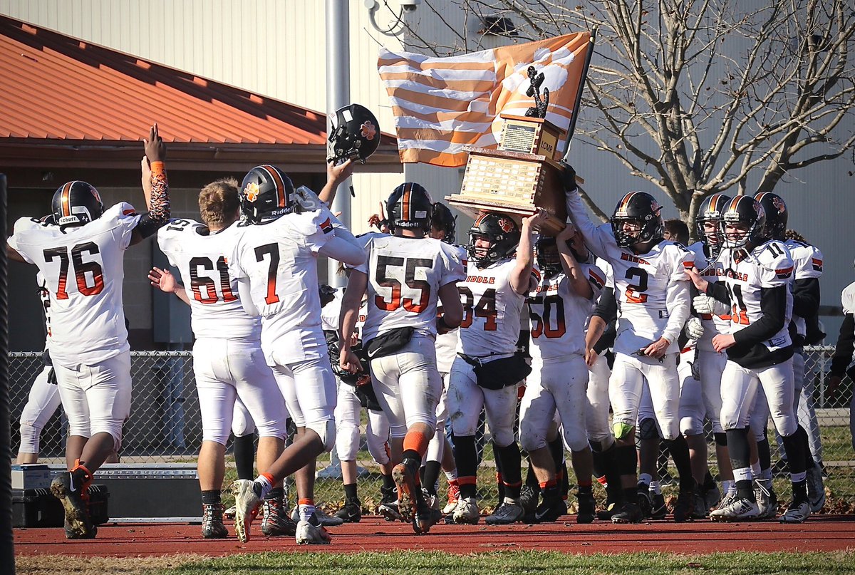 gerhard_dale's tweet photo. Highlights of the Annual Anchor Bowl Thanksgiving Day football game between rivals Middle Twp and LCMR @MTHSAthletics1 @lcmrfootball @mthspantherpack @CMCSports https://t.co/NuWUAVPmCr
