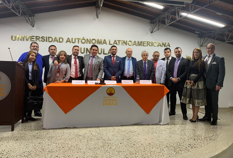 CPenalistas's tweet photo. Exitoso lanzamiento del Capítulo Antioquia del Colegio de Abogados Penalistas de Colombia, gracias a todos por su asistencia, hoy demostramos una vez más que #UnidosSomosMas

#SomosPenalistas #PenalistaSiguePenalista https://t.co/4bSxUURTc3