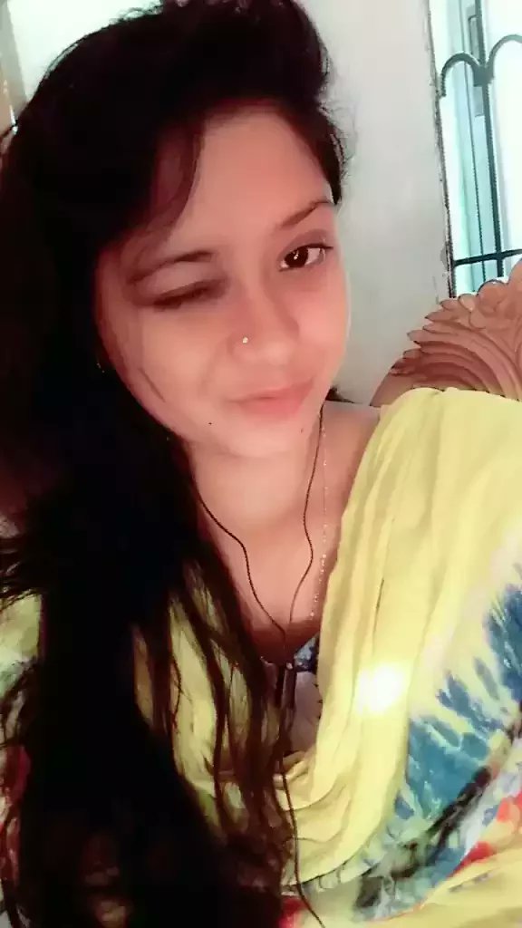 TusfiRohman's tweet photo. প্রিয় ভাই ও বোন এর মেয়ে নাম তাহামিনা বাড়ি মুন্সীগঞ্জ এই মেয়ে স্বামী আছে বিদেশে থাকে এই মেয়ে ঢাকায় কাজ( ফায়ারসার্ভিস  করে নাম বাবু তার দেশের বাড়ি বরিশাল) এই মেয়ে বাবু নামে ছেলে সাথে পরকীয়া করে পালিয়ে গেছে তাই সকল ভাই ও বন্ধু বলতে চাই বেশি বেশি শেয়ার করেন https://t.co/qwjHBb5PUW