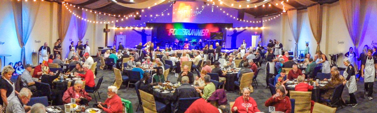MurrellsInletPh's tweet photo. Hundreds of people enjoyed a free #Thanksgiving meal together 2day at LC3 in MI, SC! @Discover_SC @yourtake @AMHQ @GraceyWeather @bobvandillen #MyMorningExpress @MyMyrtleBeach @MorningExp @RealSaltLife @EdPiotrowski @WMBFSean
@TreyPaulTV @jamiearnoldWMBF @WBTW_FrankJ @BILLWALSHTV https://t.co/ZbaypXEk8D