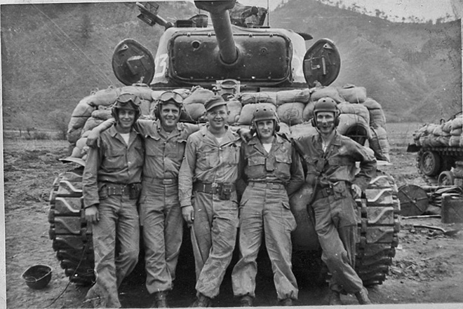 Before WWII, tank crew sizes and composition varied a lot, with the most being about 18 people and the fewest being 2. (None of these pictures are pre-WWII lol)