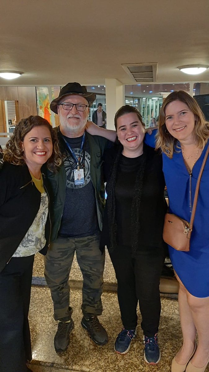 papo_paliativo's tweet image. Antonio Mafalda. Fotógrafo. Cobriu desastre, olimpíada. 71 anos. Transplantado hepático.

&quot;Esses gráfico aí que a doutora mostrou que morrem na fila. Eu podia ser um ponto aí. Mas não sou. Porque me deram a vida ❤&quot; #soudoador #DonateLife #organdonation