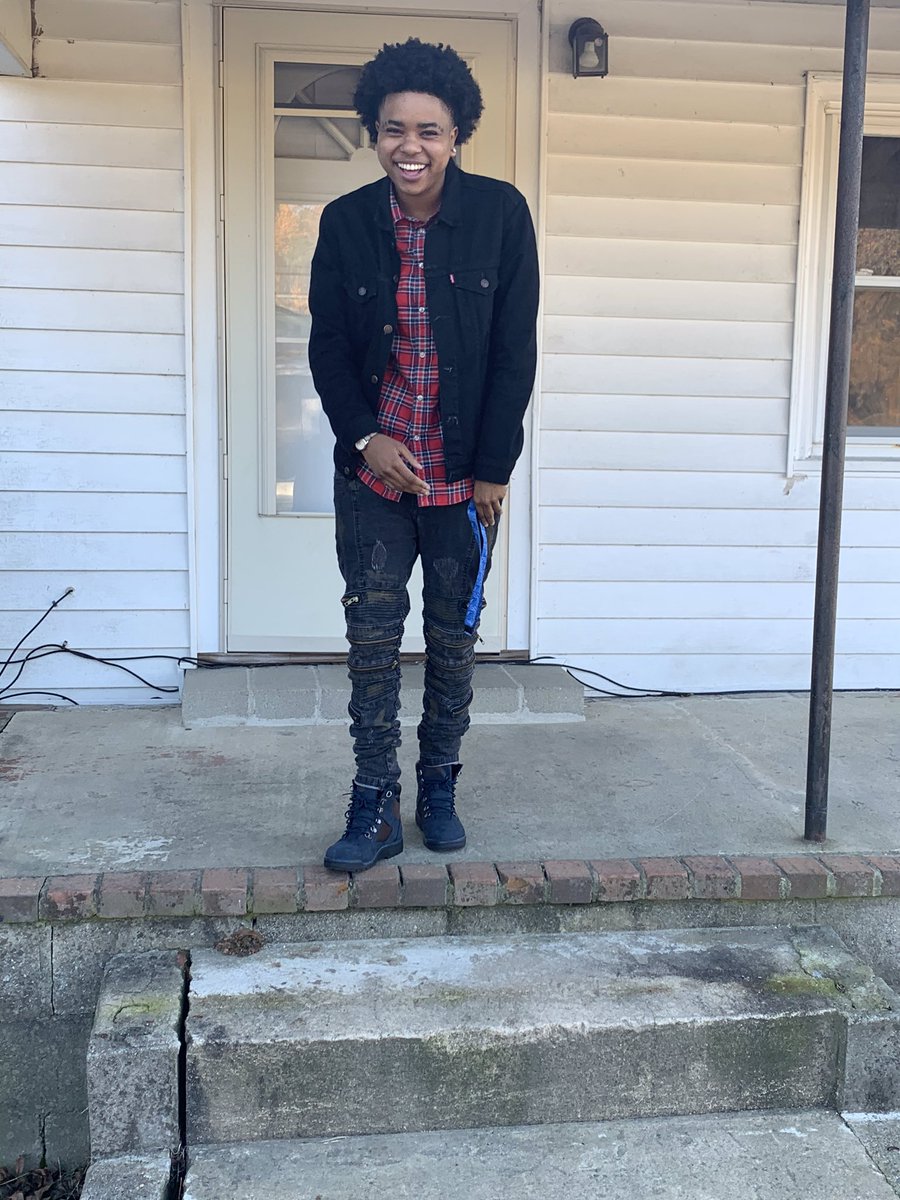 NelCoolAss's tweet photo. Thankful 🙏🏽🦃🍁 https://t.co/s8cFanI6iY