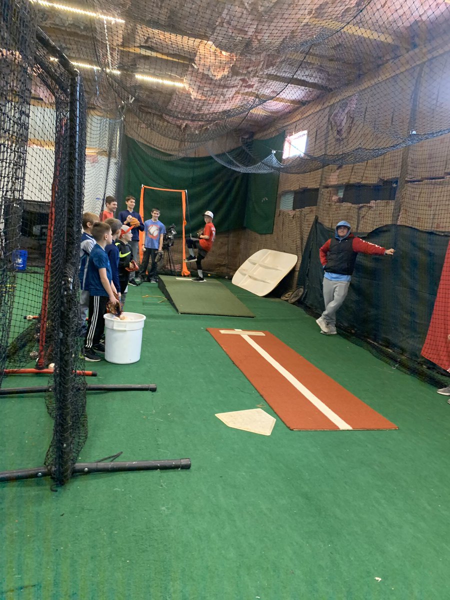 CoachA8's tweet photo. Back with Holiday #BarnDays tomorrow 12-3. #BlackFriday @DJ11GC @jacob_boyd_15 https://t.co/3EdF1gcf26