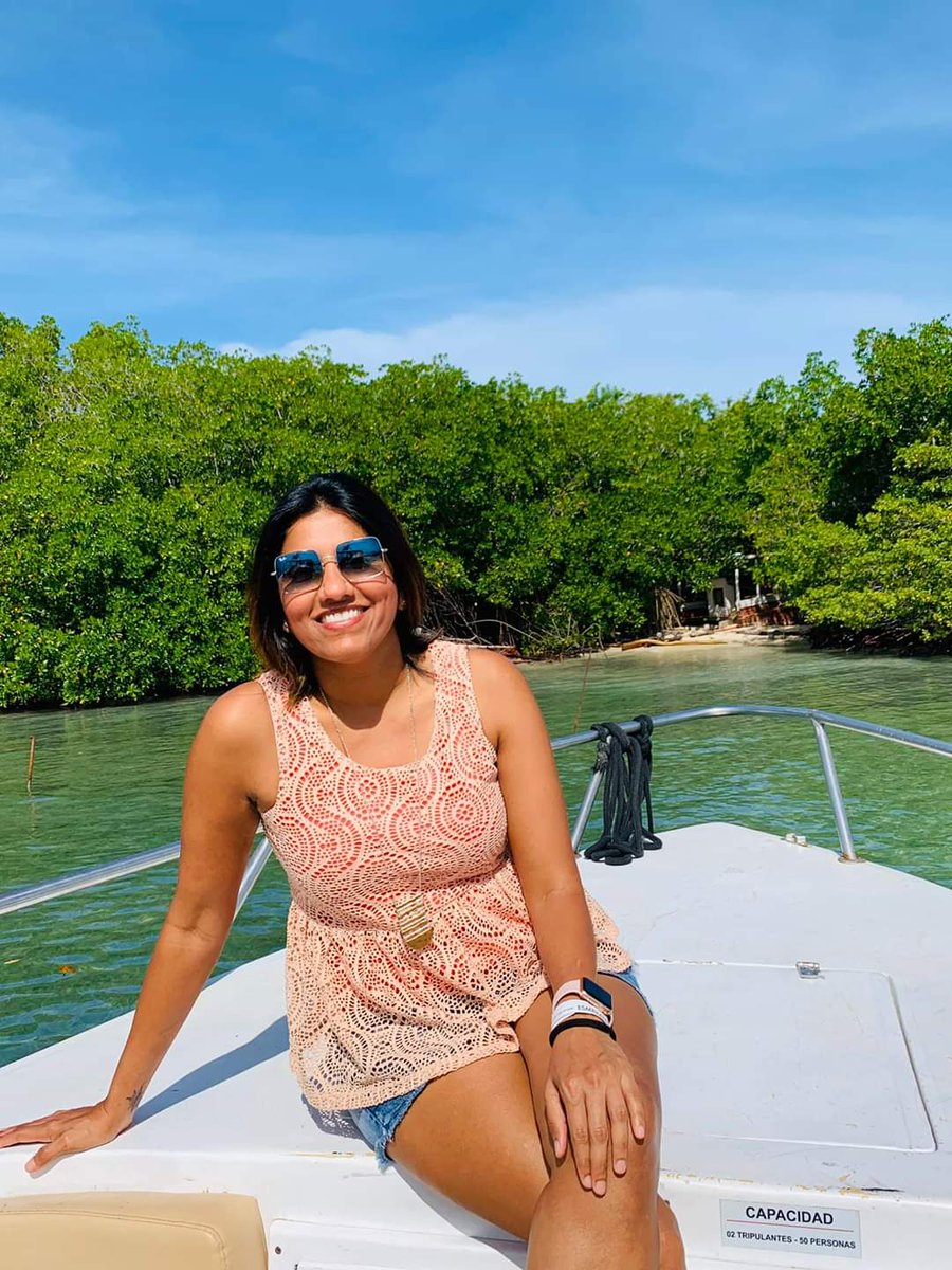 otavTravelBlog's tweet image. Day trip to Islas de Rosario, a beautiful group of 28 islands about an hour off the coast of Cartagena. So many breathtaking islands accessible by boat from Cartagena. We spent the day at the Gente de Mar resort, and it was gorgeous with white sandy beaches and turquoise waters!