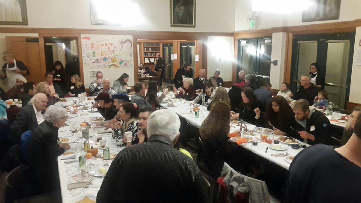 gracecathedral's tweet photo. Happy Thanksgiving! Here at Grace, we gathered to celebrate and break bread. Thanks to the amazing volunteers for helping to cook and serve, and everyone who joined us. We wish you a safe and warm #Thanksgiving wherever you are #graceSF 🍁🦃🧡 https://t.co/O0woysDVRM