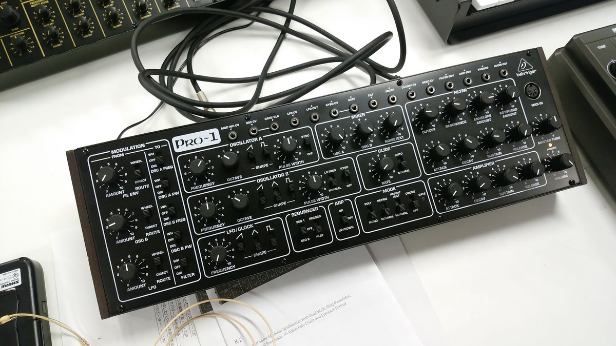 sunphonix_cs's tweet photo. 【発売日決定!】
behringer
SCI Pro Oneのクローン機
Pro-1
の発売日が12月24日に決定しました。
販売価格は41,360円(税込)の予定です。
また
CRAVE
も同日発売予定です。
こちらは20,735円(税込)予定。
#behringer
#BehringerPro1
#サンフォニックス https://t.co/VkbLshFjmw