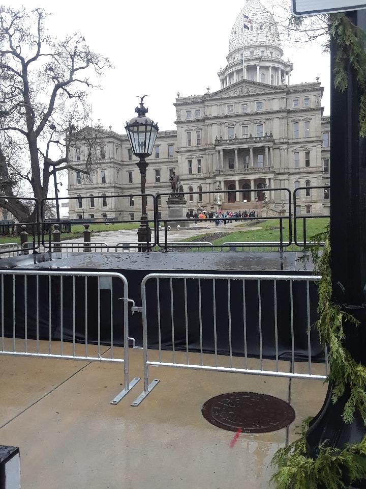Event stage and crowd control rental for the Silver Bells in the City in Lansing, Michigan.

Speak With A Specialist Today! (734) 542-4000
renegadestaging.com

#stagerental #crowdcontrol #bikerackfencerental #silverbellsinthecity #lansing #michigan #renedagestaging