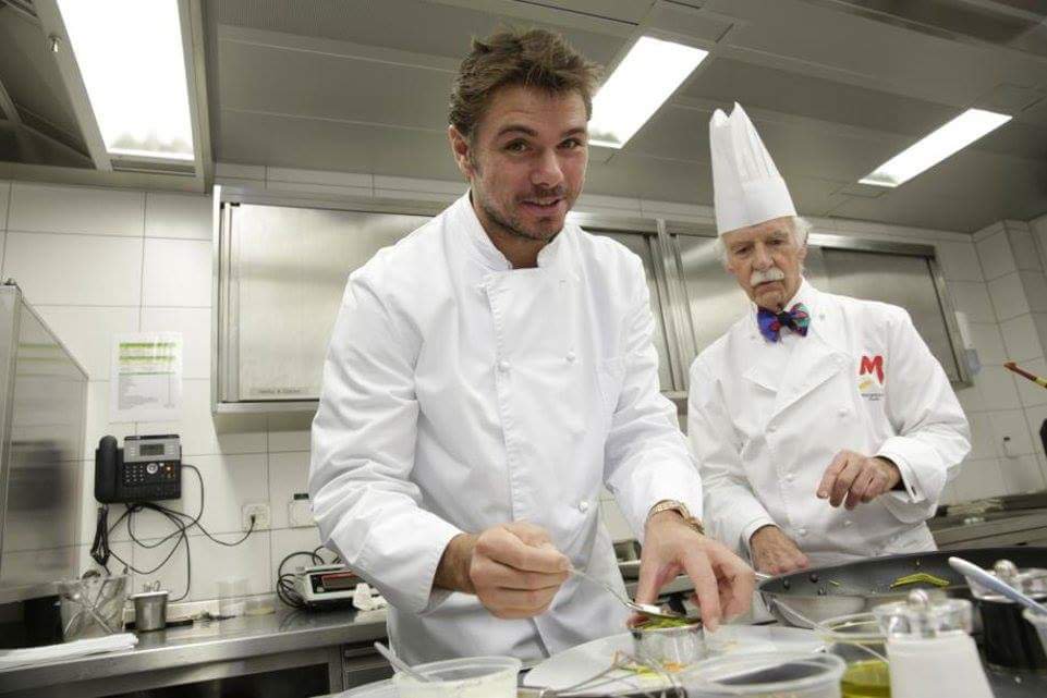 chda7777's tweet photo. Happy Friday everyone ☺ #WeekendSoon #Yay #FridayMood #ChefStan #Wawrinka https://t.co/j6JyqeltOI