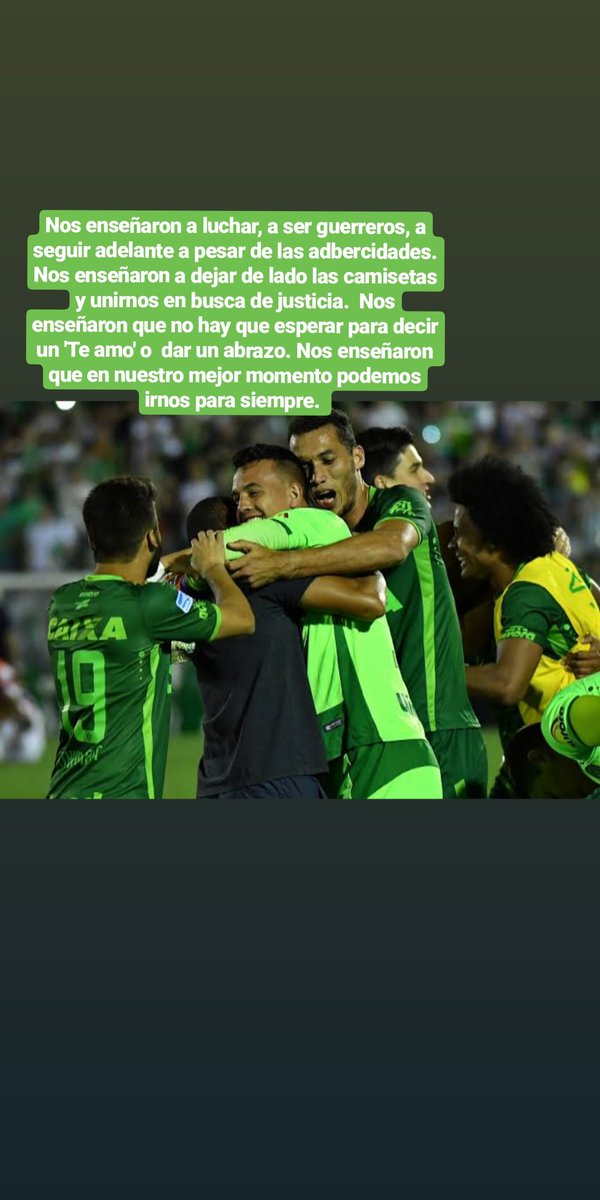 Ceci_Anto's tweet photo. Hace 3 años, me despertaba con la noticia de la caída del avión de #Chapecoense y mis ojos se llenaron de lágrimas. Me hicieron preguntarme una y otra vez ¿Por qué la vida está llena de altibajos? 
#VamosChape #PraSempreLembrados https://t.co/lJjEc2Ytmm