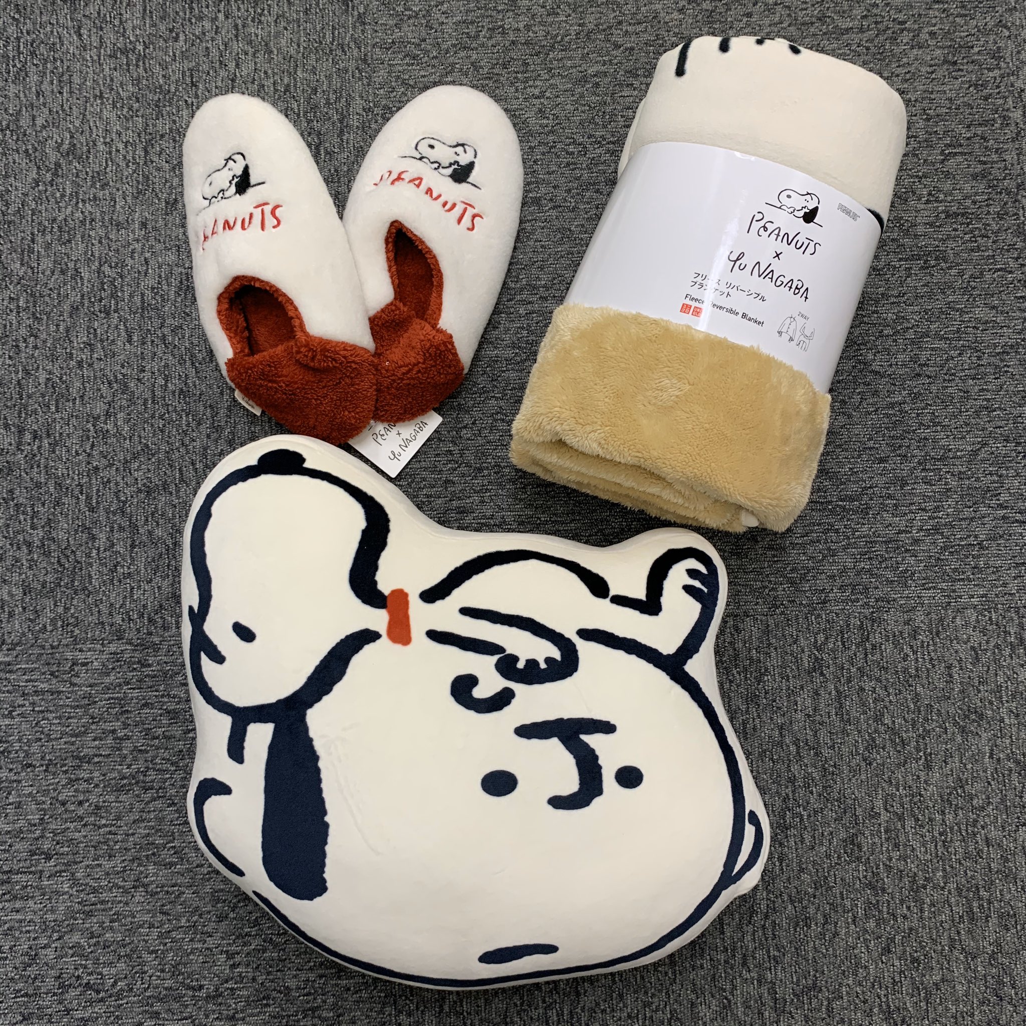 新品　ユニクロ　ピーナッツ×長場雄　フリースブランケット 8枚 ユニクロ スヌーピー フリース ブランケット 長場雄 リバーシブル 毛布