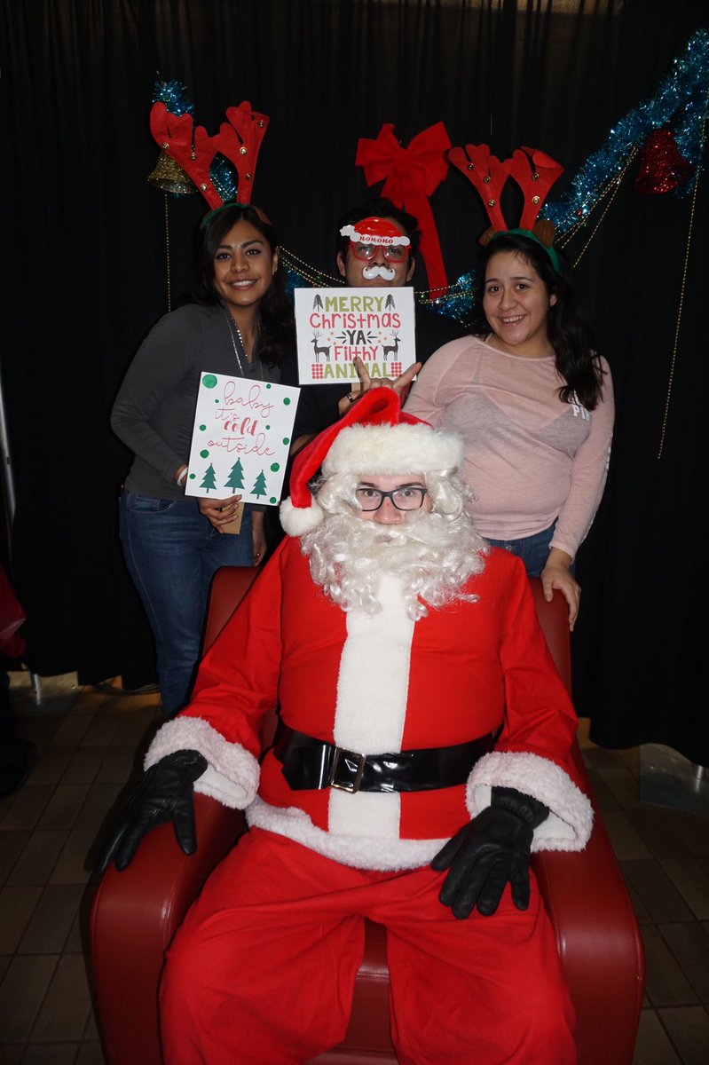 RelayLu's tweet image. Santa has headed back to the North Pole and he had a great time at Festivus on Wednesday. Thank you to everyone who supported RFL during this event, it sure was a Jolly Good Time. #lakehead #thunderbay #festivus  #relayforlife #youthrelay @mylakehead @lakeheadsuccess