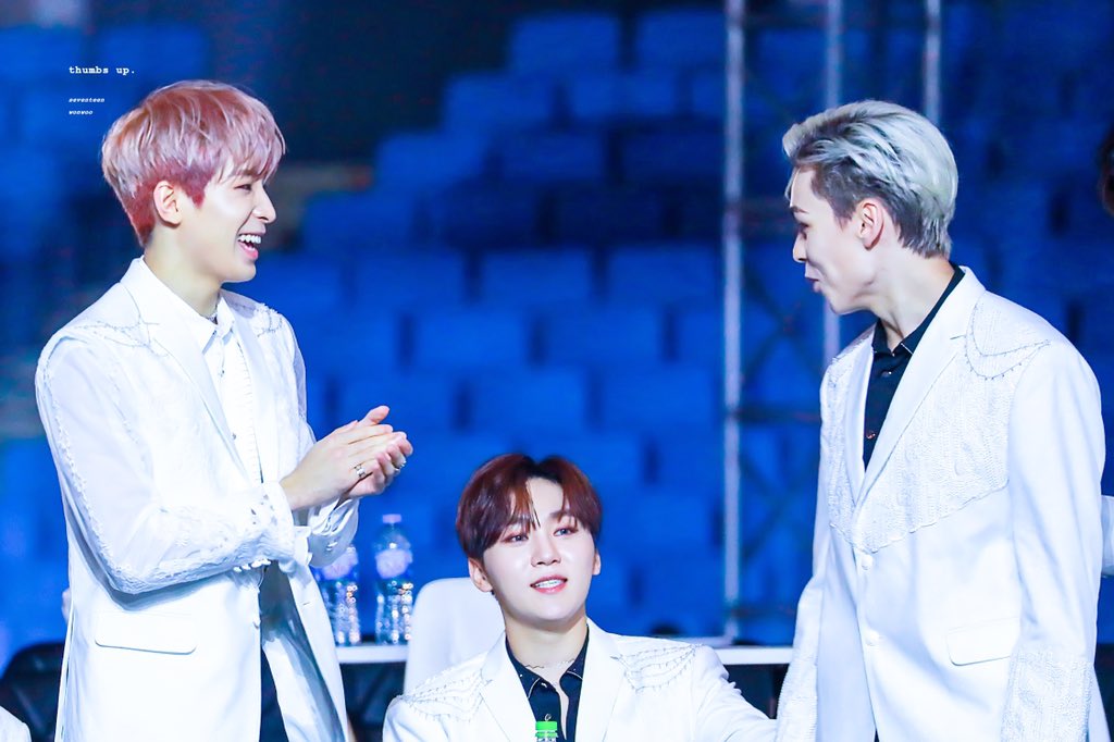 thumbsup_717's tweet photo. 오랜만에 가위바위보 한 판 하자!!!!
🖐🏻✊🏻
워누가 이겼닿ㅎㅎㅎㅎㅎㅎㅎ👏🏻👏🏻👏🏻

#세븐틴⁠ ⁠⁠ ⁠#SEVENTEEN⁠ ⁠⁠ @pledis_17 ⁠⁠ ⁠⁠ ⁠⁠ ⁠⁠ ⁠⁠ ⁠ 
#원우 #WONWOO #ウォヌ https://t.co/dsNqXzWIhf