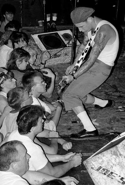 Mike Ness plays it for the Trenton crowd, Photo: Ken Salerno

#punk #punks #punkrock #punksnotdead #oldschoolpunk #punklegends #mikeness #socialdistortion #history #punkhistory #historyofpunk