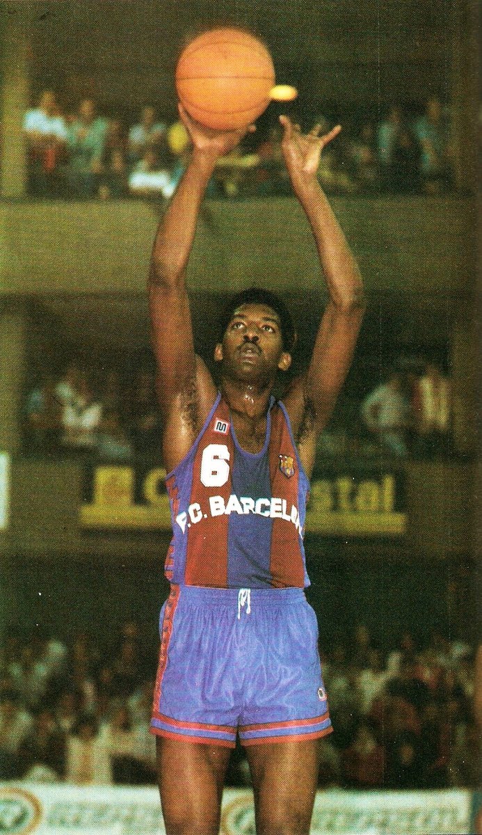 1979: Josep Lluís Núñez llega a la presidencia1980: Chicho Sibilio (foto de su web personal)1981: Nacho Solozábal, el base conquista la primera Liga de basket con el Barça.1982. Enrique Castro Quini  #120añosBarça