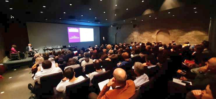 🏘Fabienne BUCCIO, préfète de la région #NouvelleAquitaine a ouvert ce matin la journée régionale des pôles départementaux de lutte contre l'habitat indigne à #Bordeaux. 
La préfète réaffirme la volonté de l’État de voir tous les citoyens logés dans des conditions dignes.