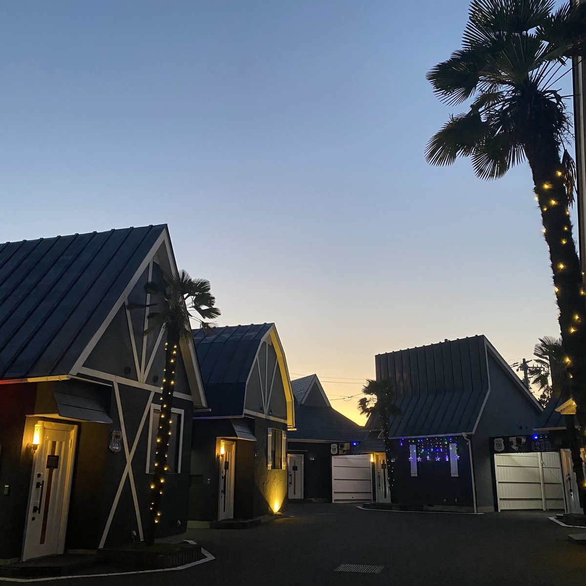 Hotel Lax Resort Sur Twitter 待ちに待った週末ですよー Laxでカラオケやコスプレ 美味しいフードとお酒でハメはずしちゃいましょー Lax Laxresort 福島 福島市 飯坂 飯坂インター ラックス ラックスリゾート ラブホ ホテル 平野 カラオケ