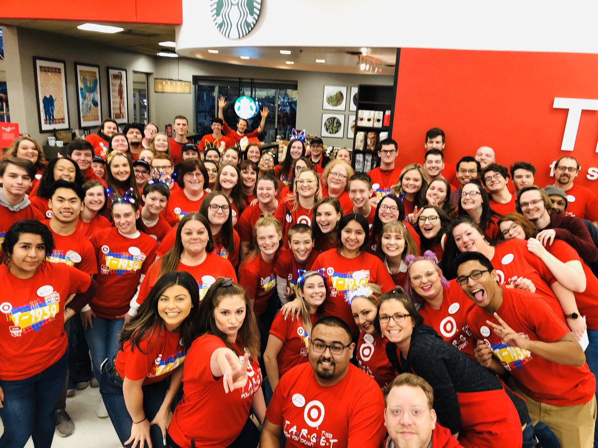 eassman's tweet image. What an amazing night!!! Thankful for this team 😊🎯